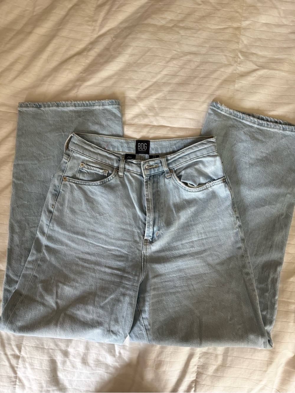 BDG Light Wash Men’s/Wome’s Straight Leg Loose Fit Jeans